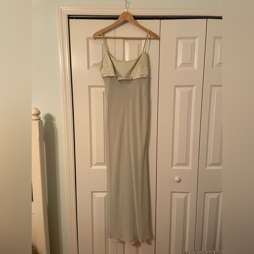 Laundry by Shelli Segal dress